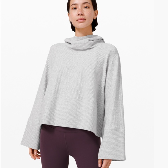 NWT Light Gray Lululemon Sweater L/XL